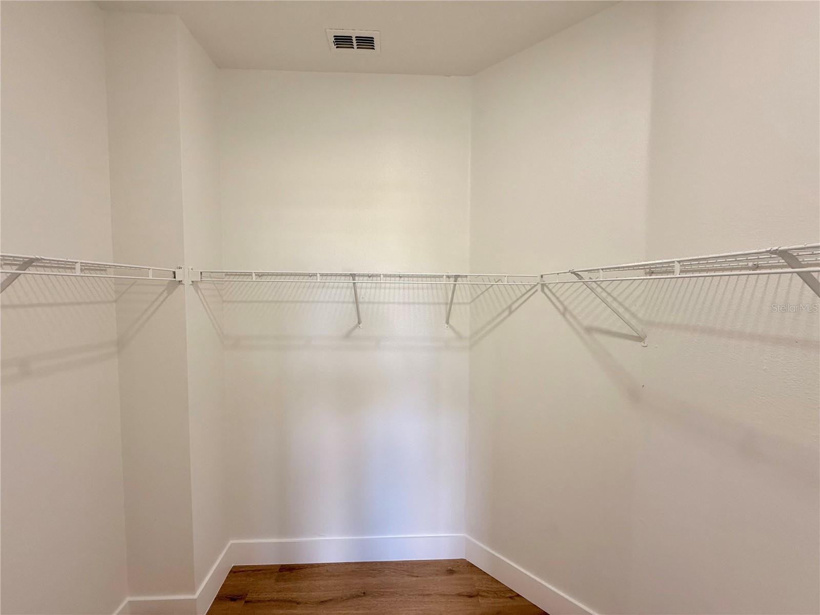 Image 36 of 75 For 13752 Hidden Forest Circle