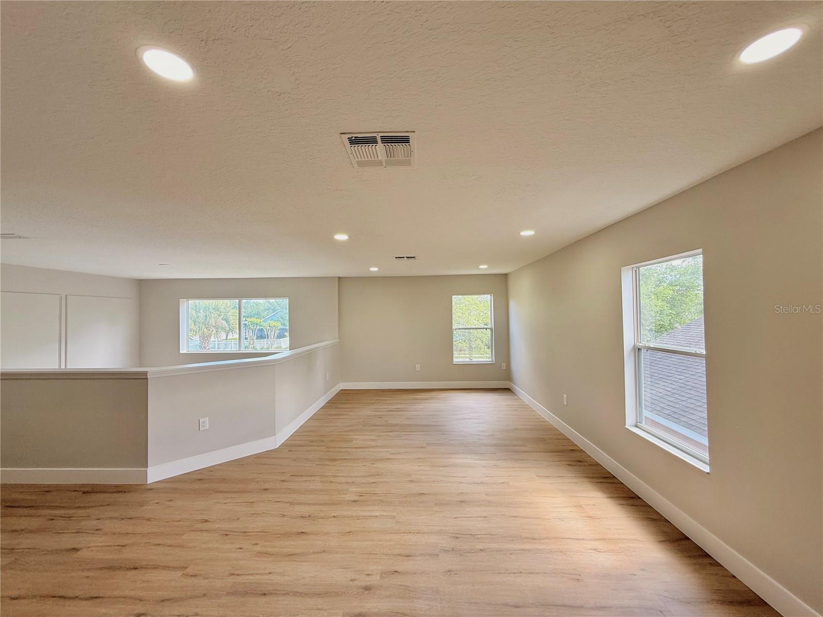 Image 41 of 75 For 13752 Hidden Forest Circle