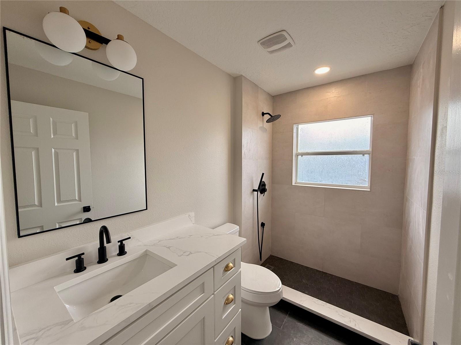 Image 49 of 75 For 13752 Hidden Forest Circle