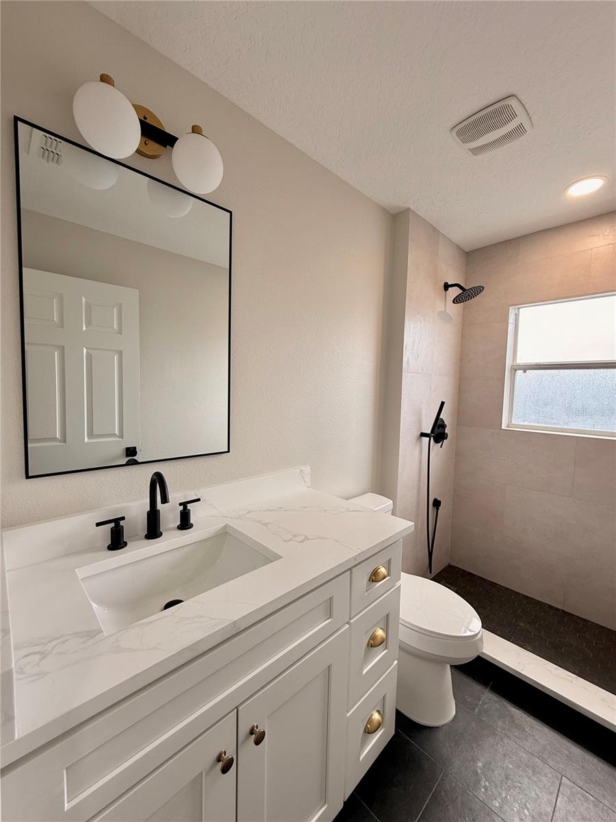 Image 52 of 75 For 13752 Hidden Forest Circle