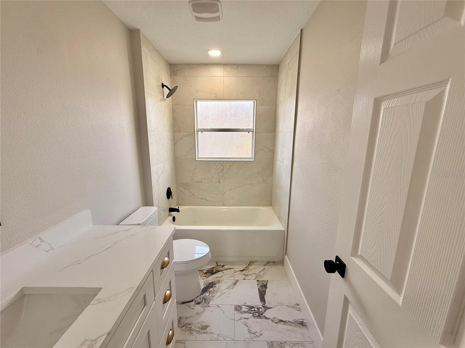 Image 56 of 75 For 13752 Hidden Forest Circle