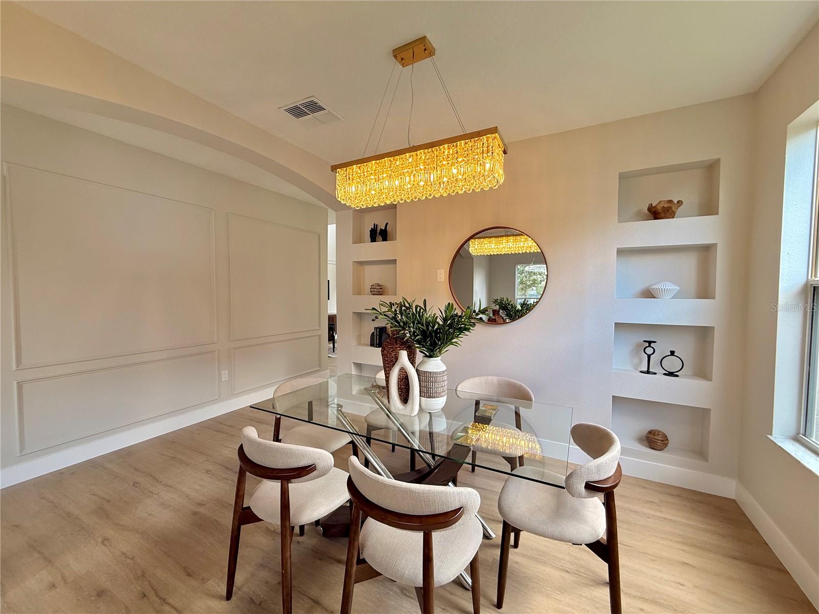 Image 8 of 75 For 13752 Hidden Forest Circle