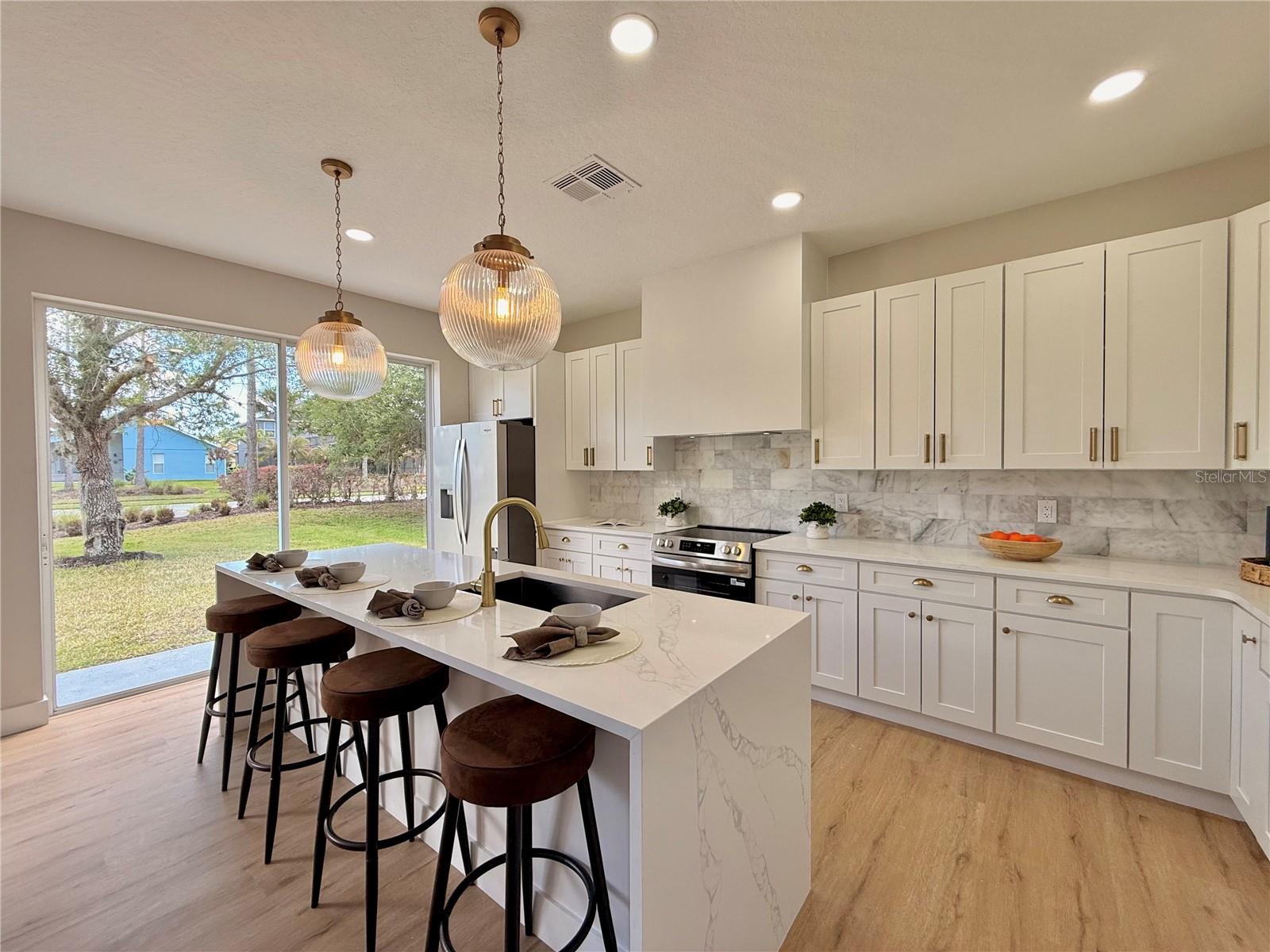 Image 9 of 75 For 13752 Hidden Forest Circle