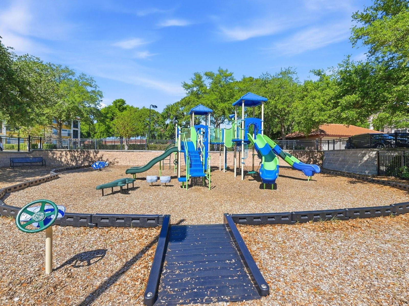 Image 41 of 43 For 6169 Metrowest Boulevard 305