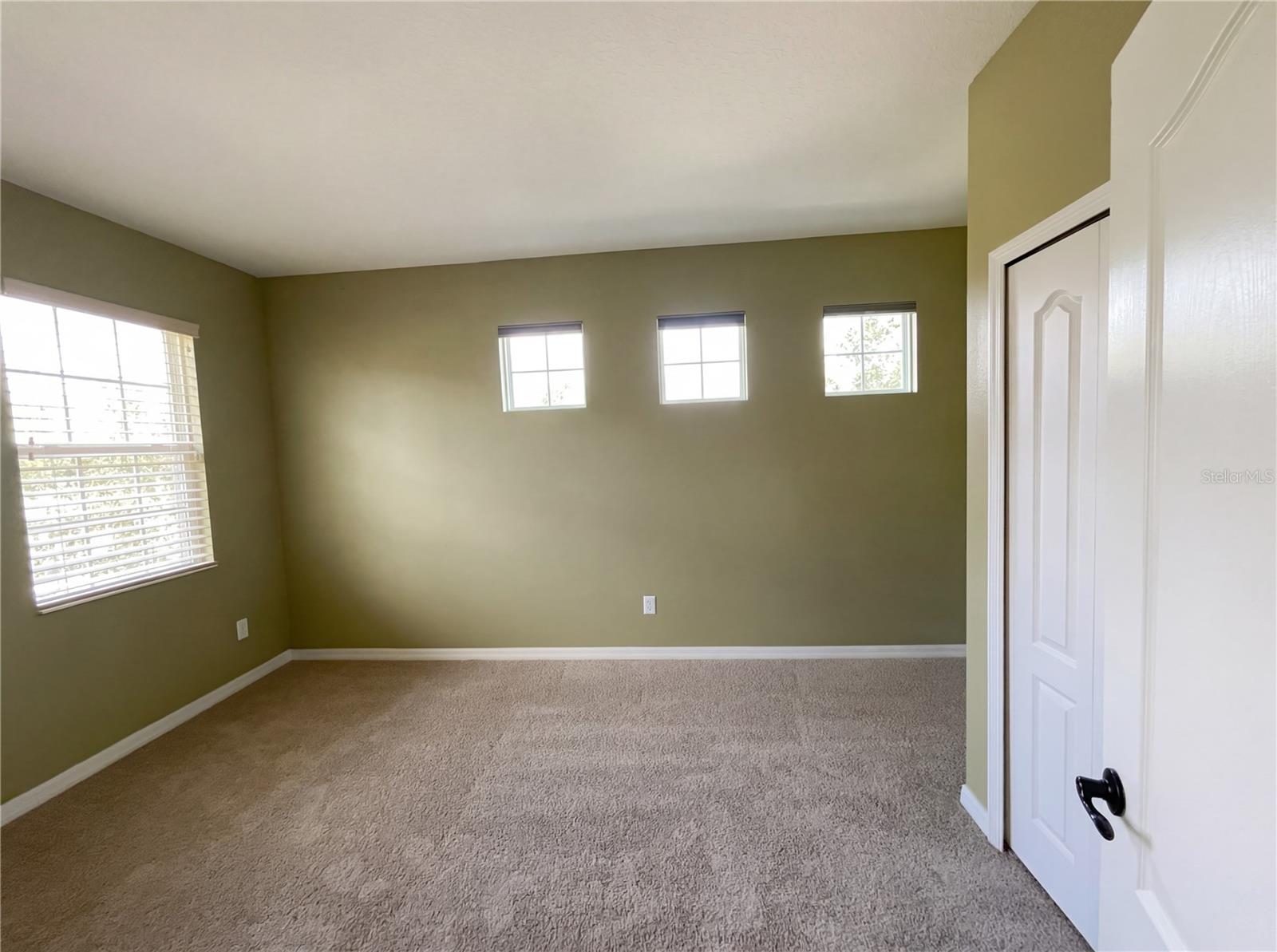 Image 17 of 27 For 14368 Desert Haven Street 4106