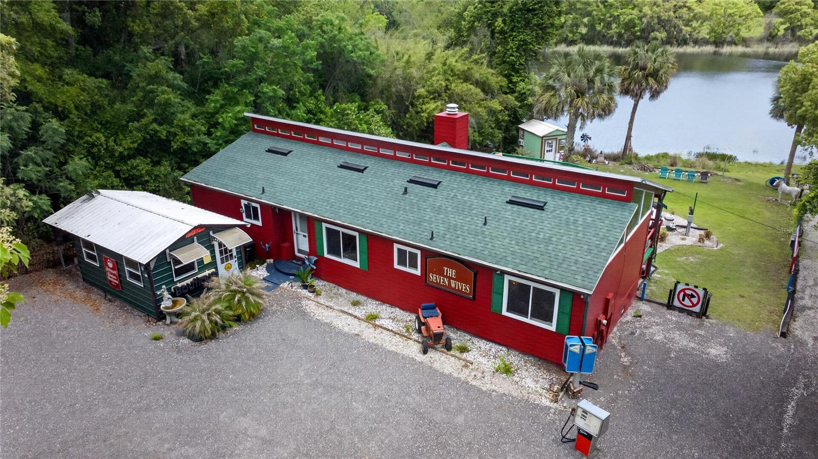 Image 2 of 91 For 3717 Laughlin Road