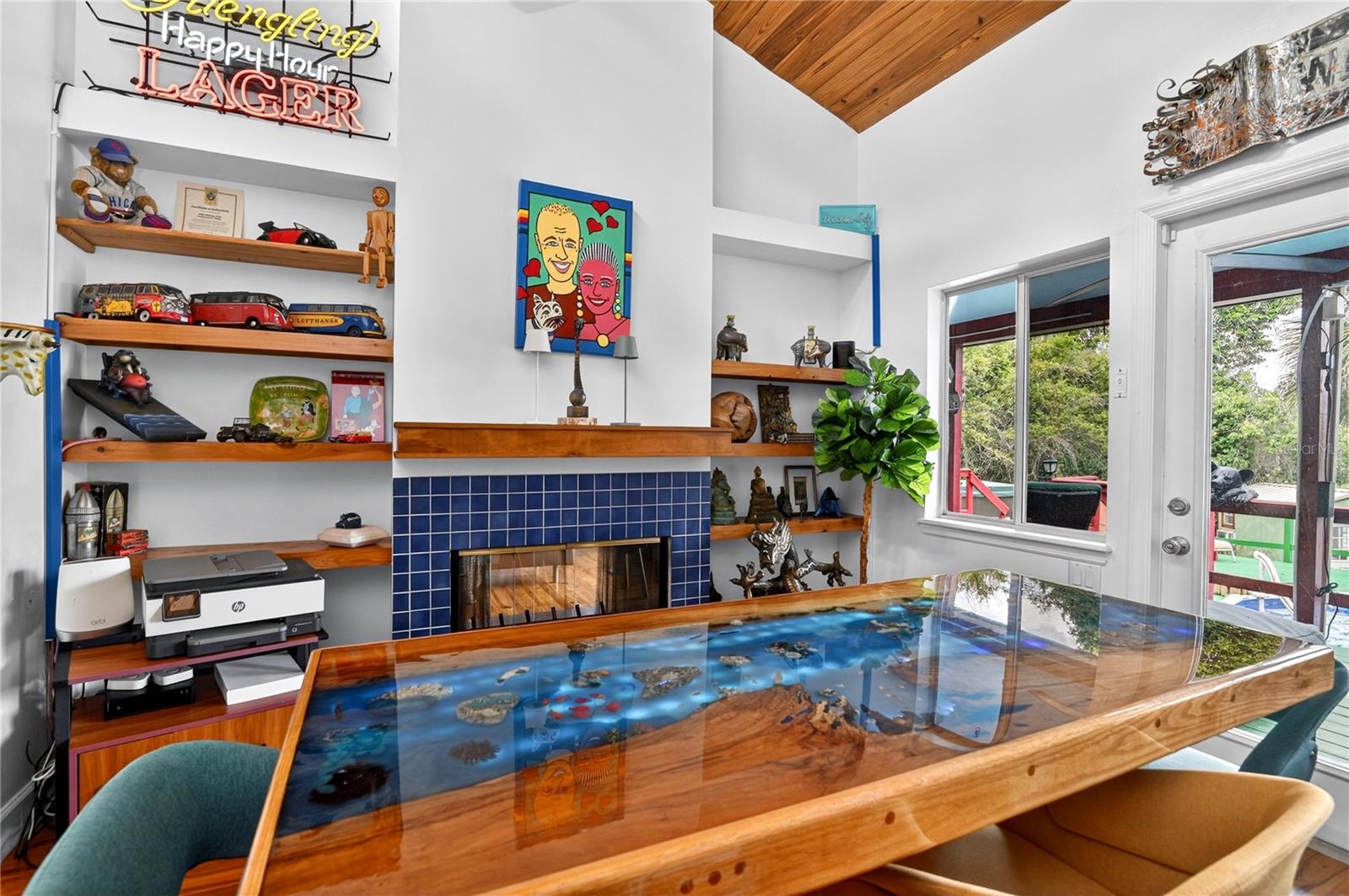 Image 34 of 91 For 3717 Laughlin Road