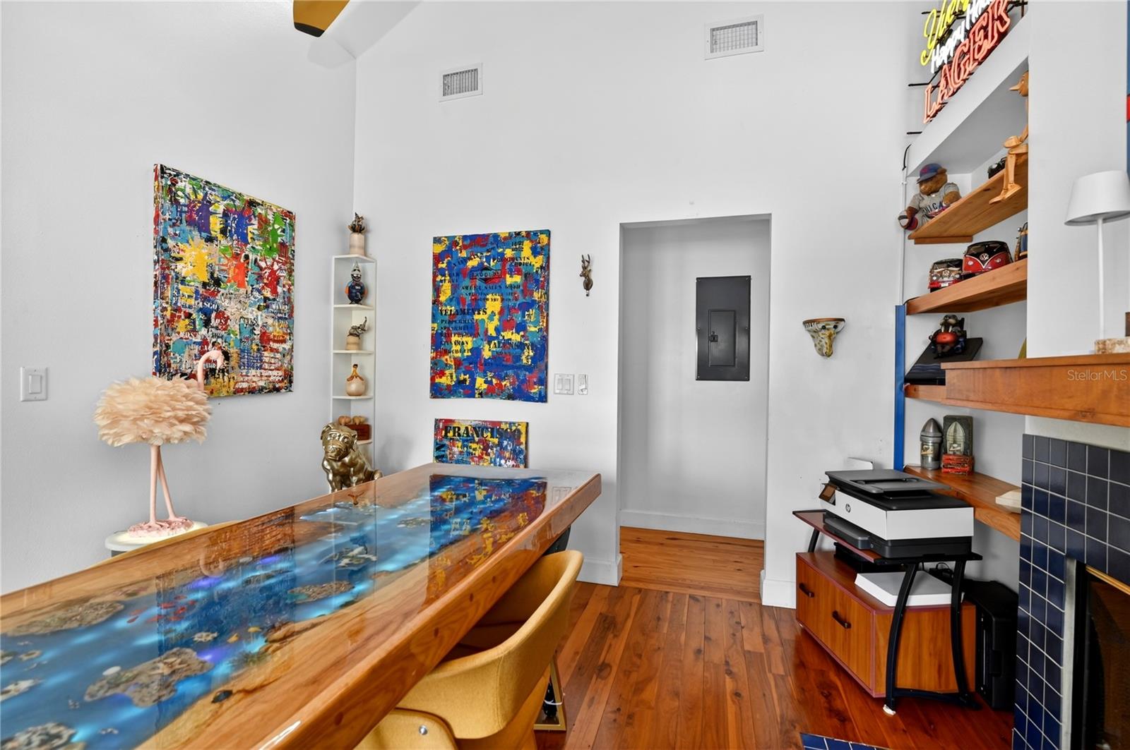 Image 36 of 91 For 3717 Laughlin Road