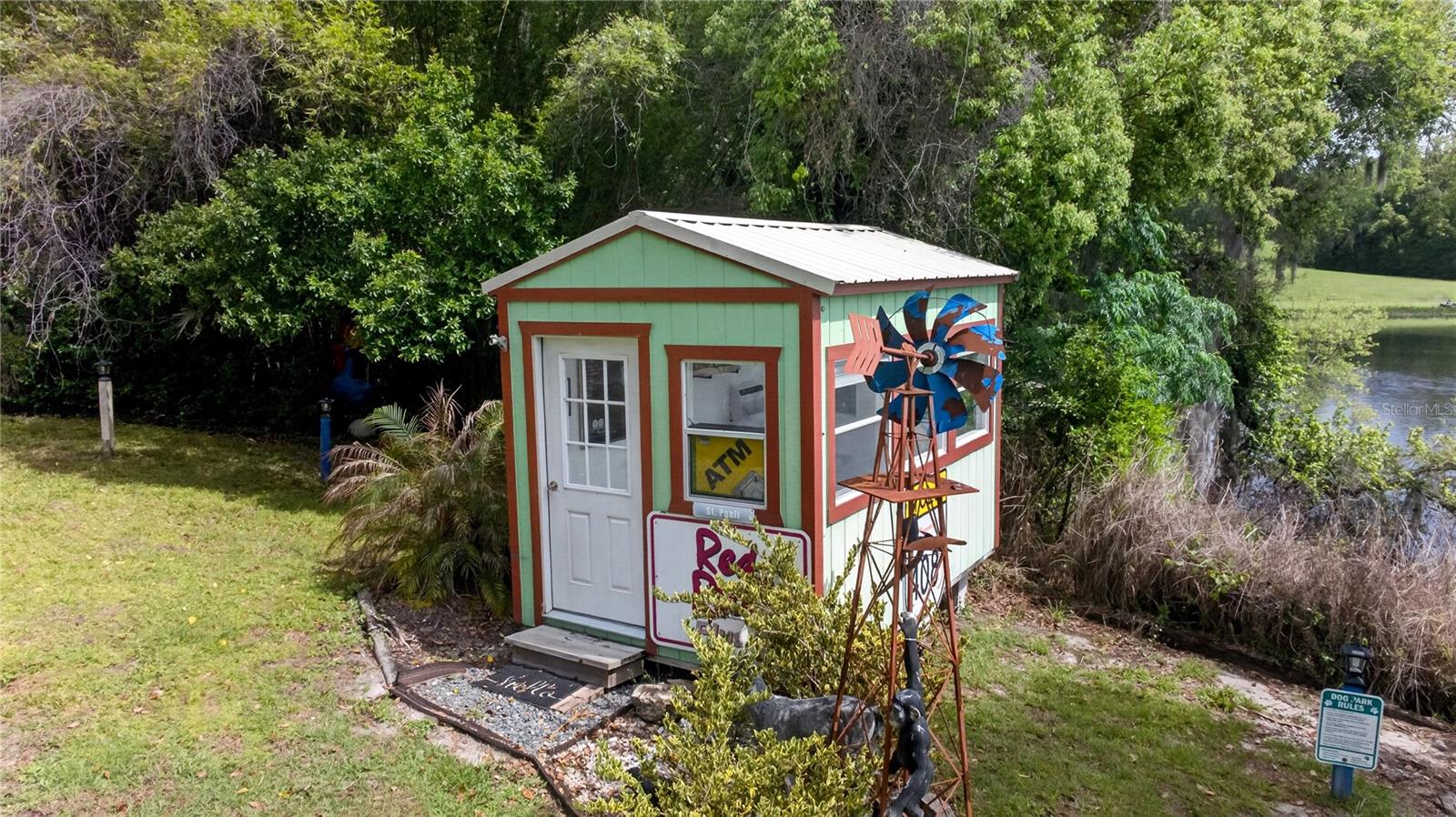 Image 53 of 91 For 3717 Laughlin Road