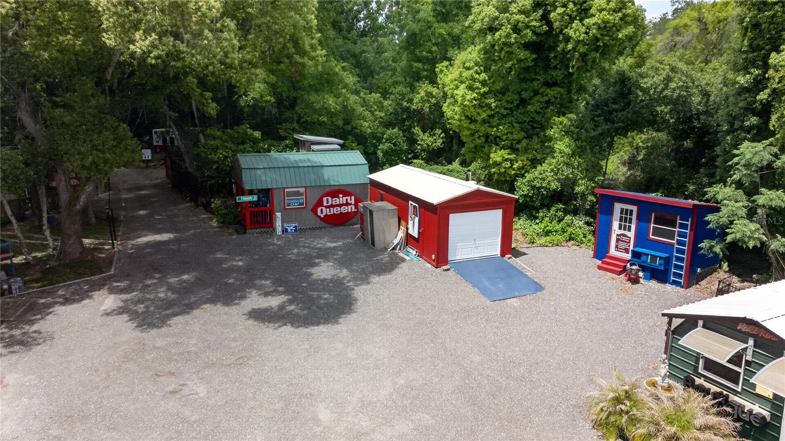 Image 6 of 91 For 3717 Laughlin Road