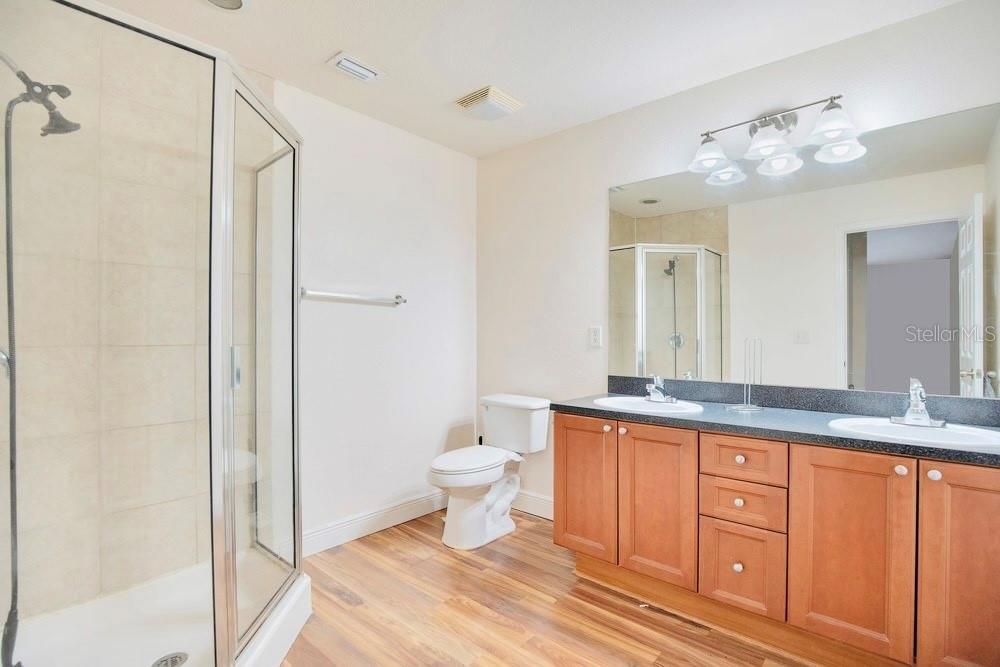 Listing photo id 12 for 155 Pearl Lake Causeway 206