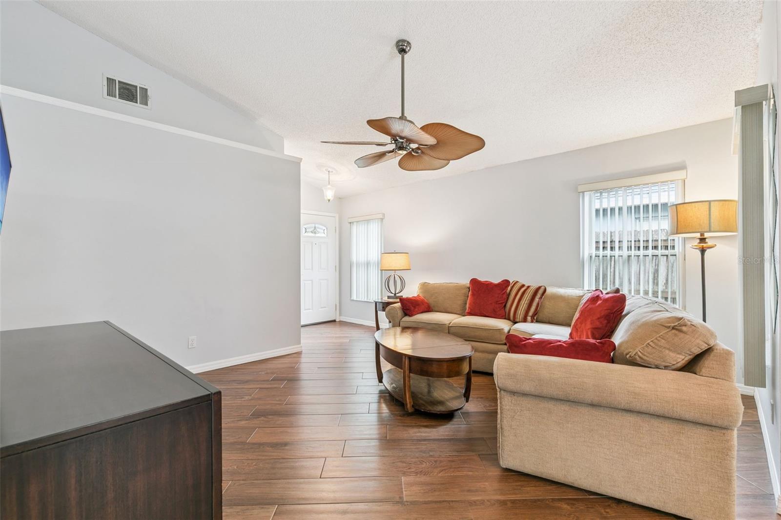 Image 10 of 33 For 11730 Kennington Court