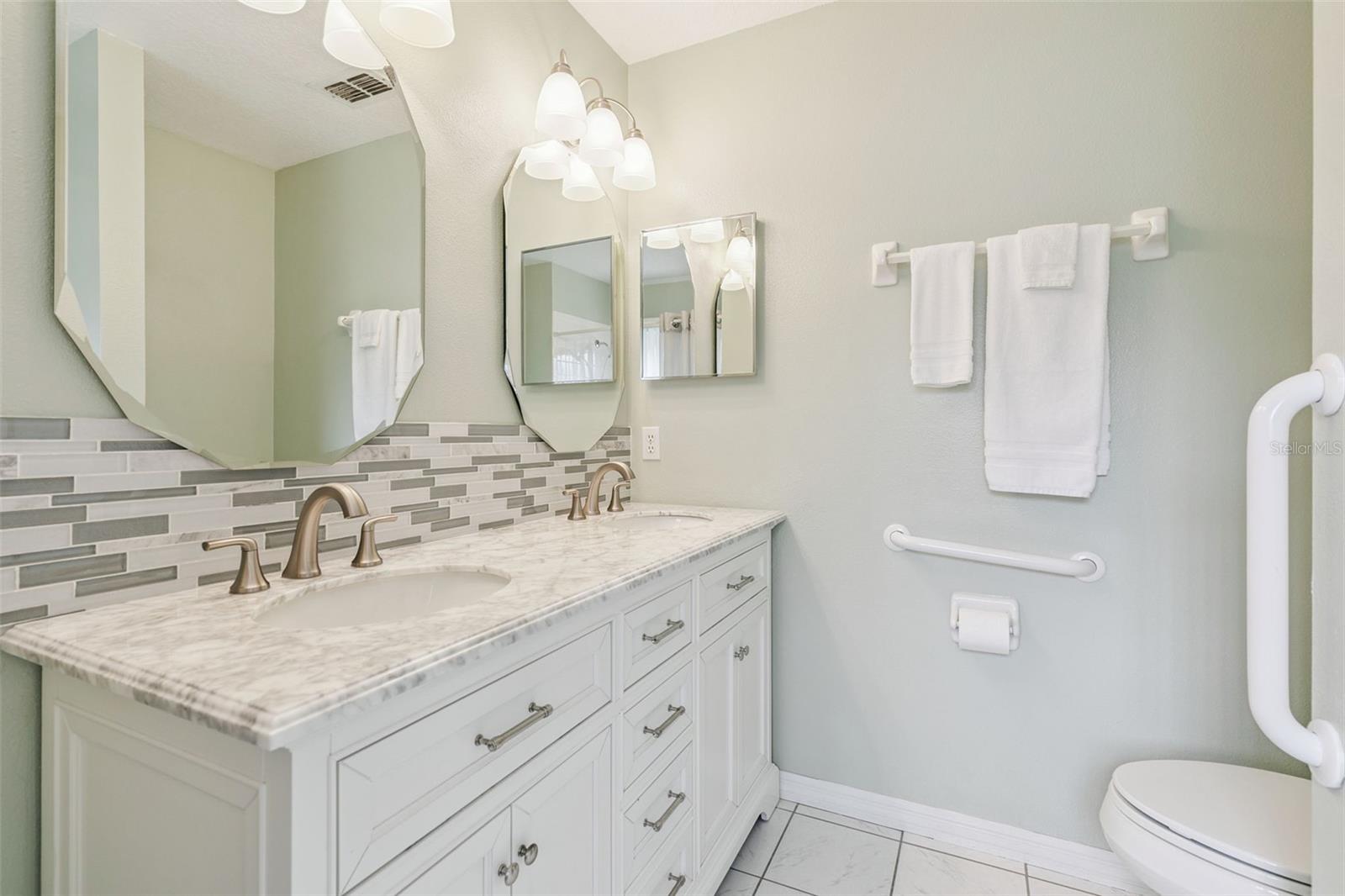 Image 21 of 33 For 11730 Kennington Court