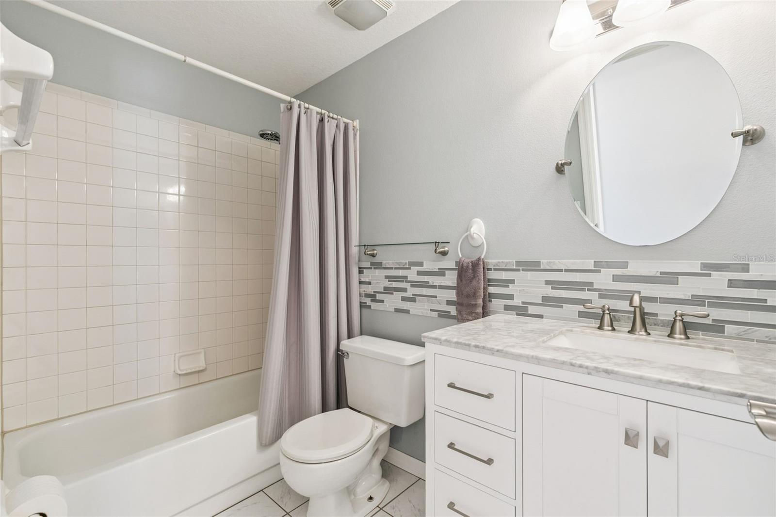 Image 22 of 33 For 11730 Kennington Court