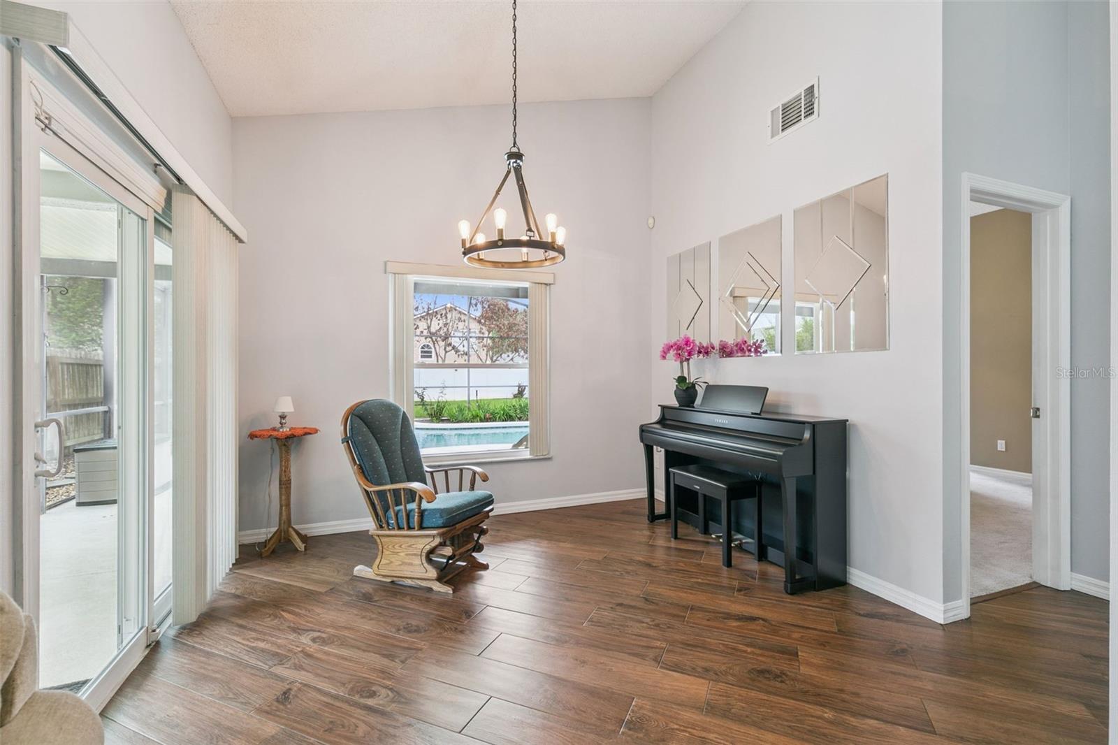 Image 25 of 33 For 11730 Kennington Court