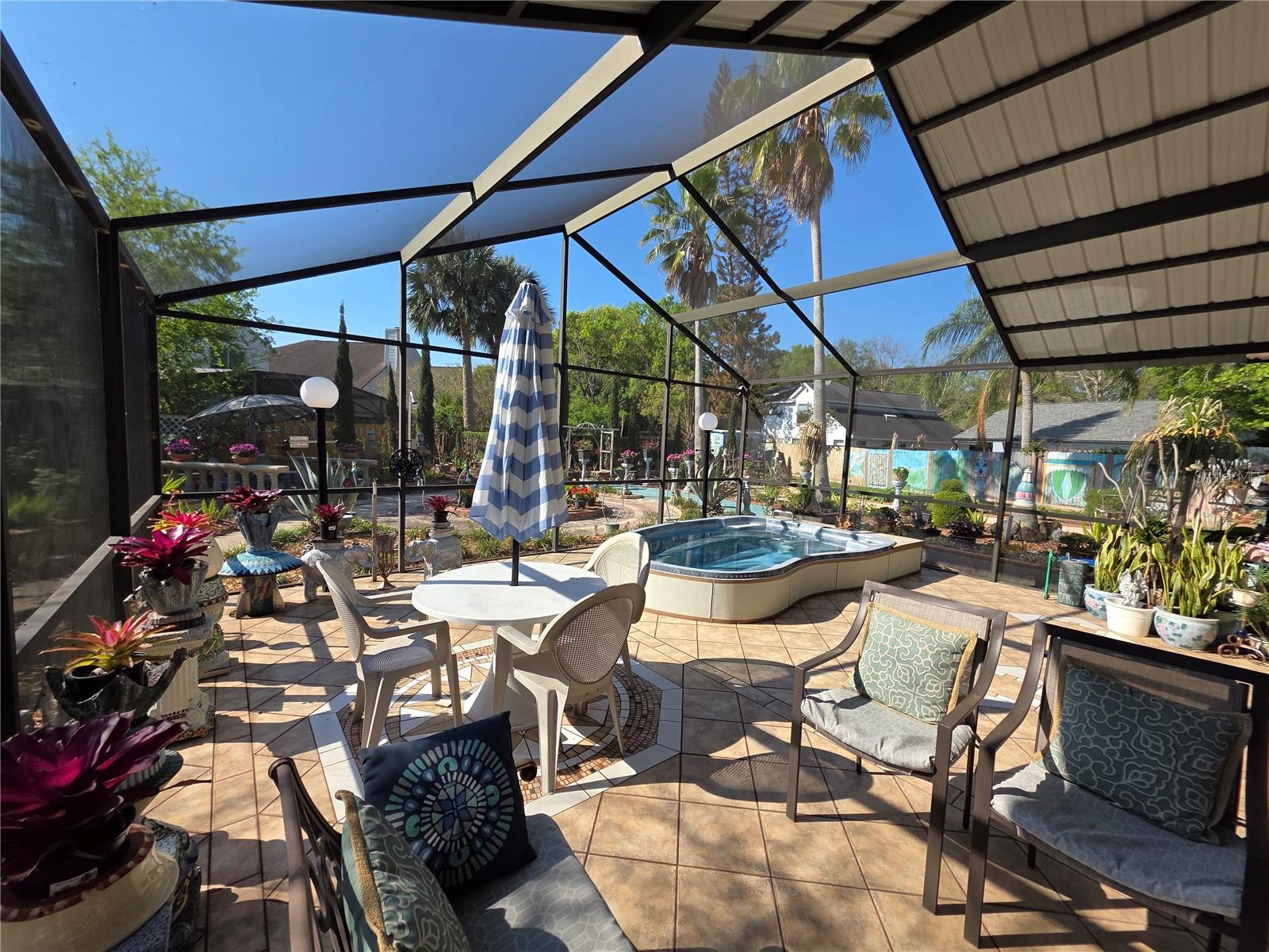 Image 15 of 26 For 866 Charing Cross Circle