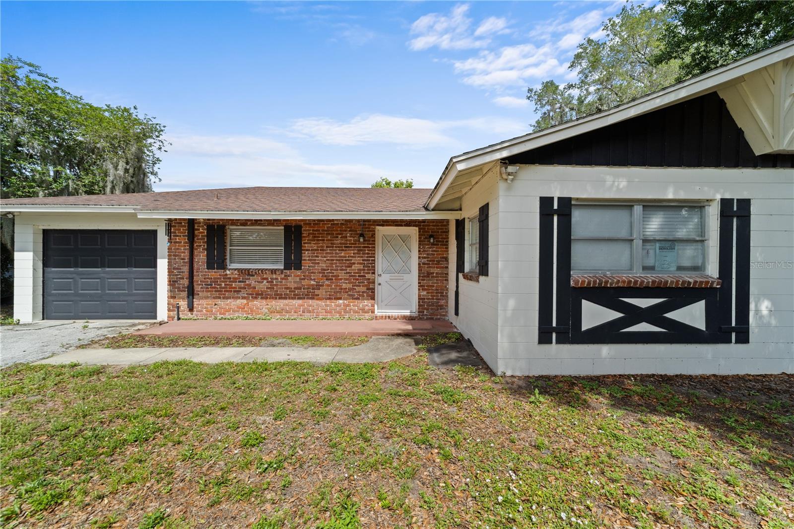 Image 9 of 24 For 1881 Lake Spier Drive