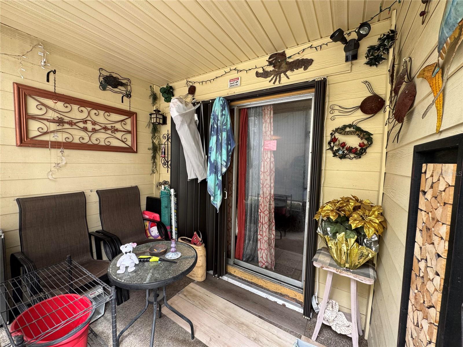 Image 18 of 20 For 944 Lake Destiny Road A