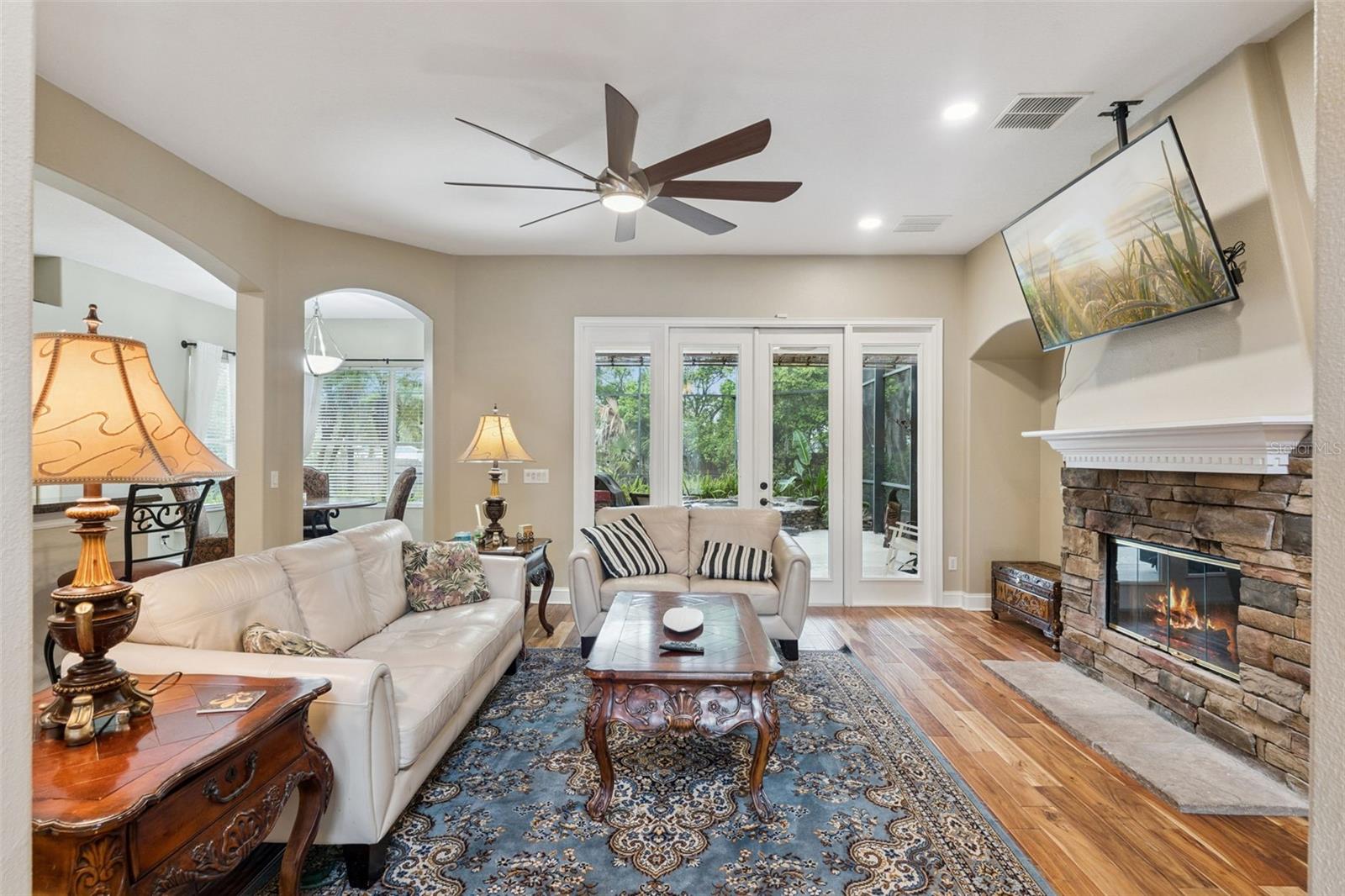 Image 4 of 61 For 216 Juniper Ridge Court