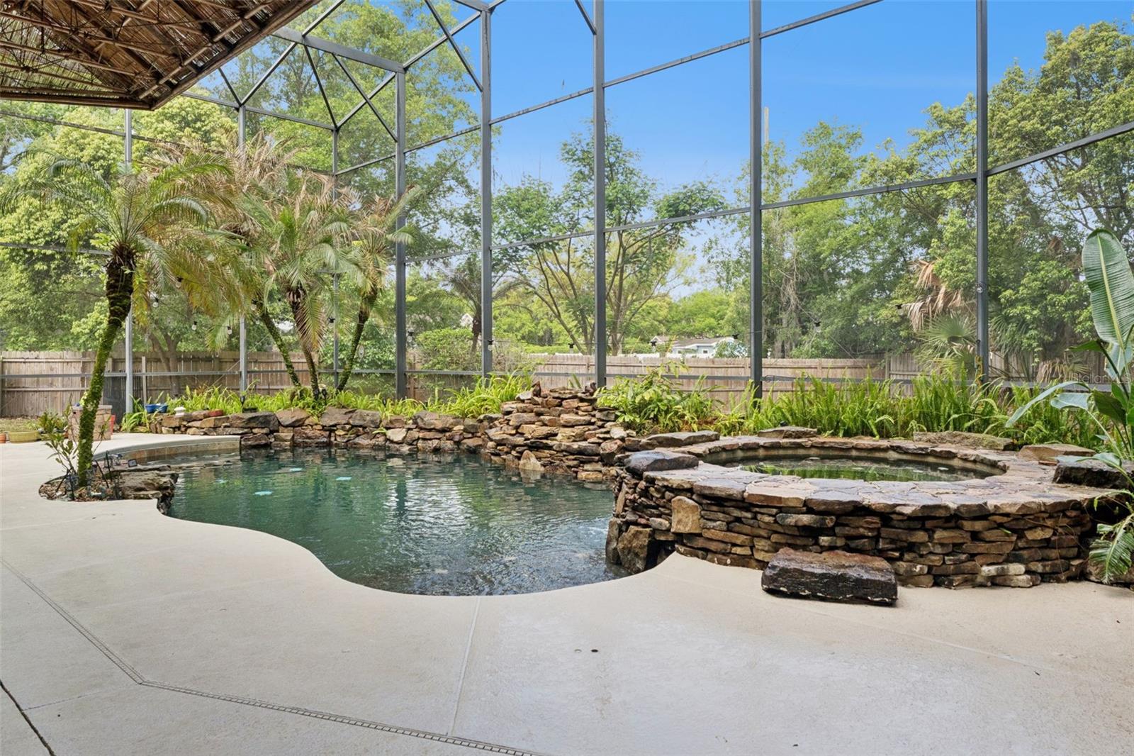 Image 5 of 61 For 216 Juniper Ridge Court