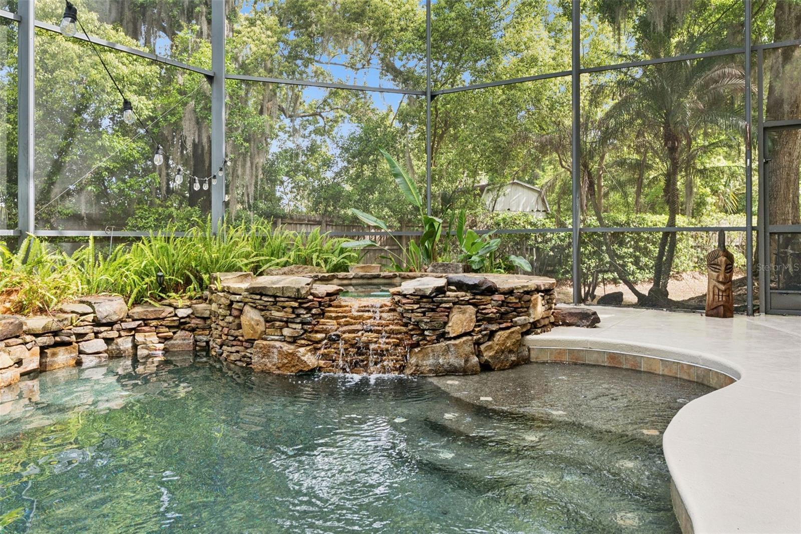 Image 9 of 61 For 216 Juniper Ridge Court