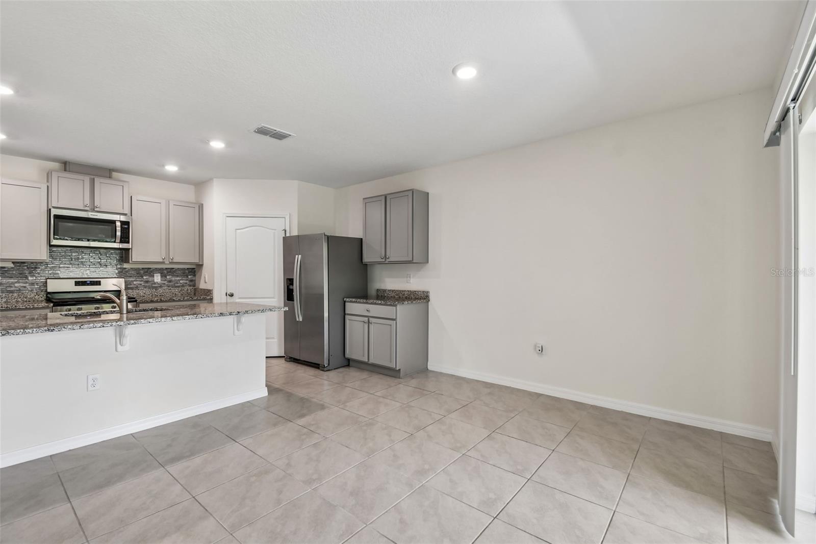 Image 17 of 64 For 727 Lazio Circle