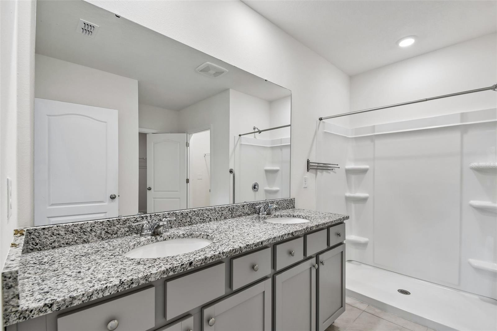 Image 28 of 64 For 727 Lazio Circle