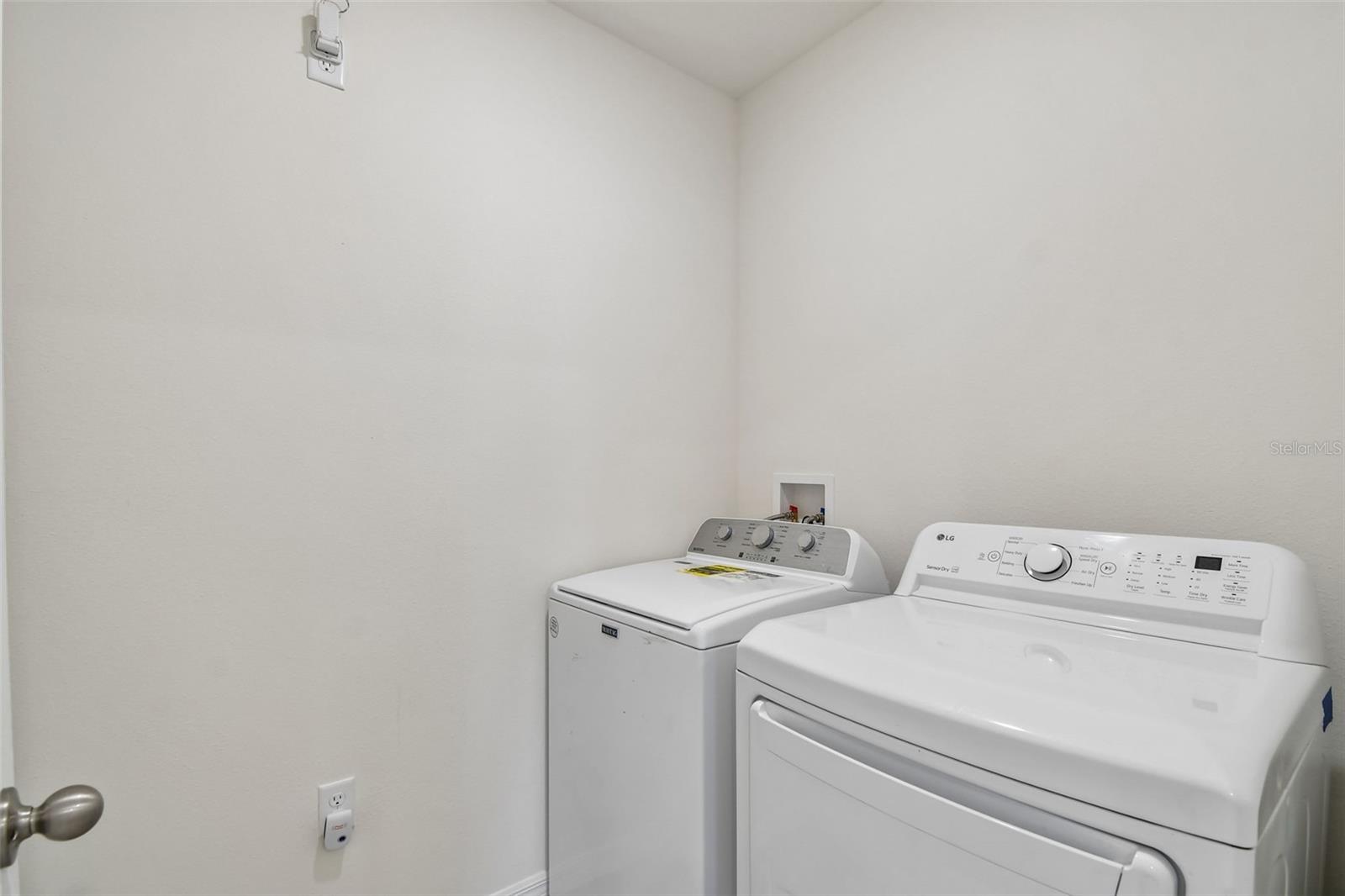 Image 43 of 64 For 727 Lazio Circle