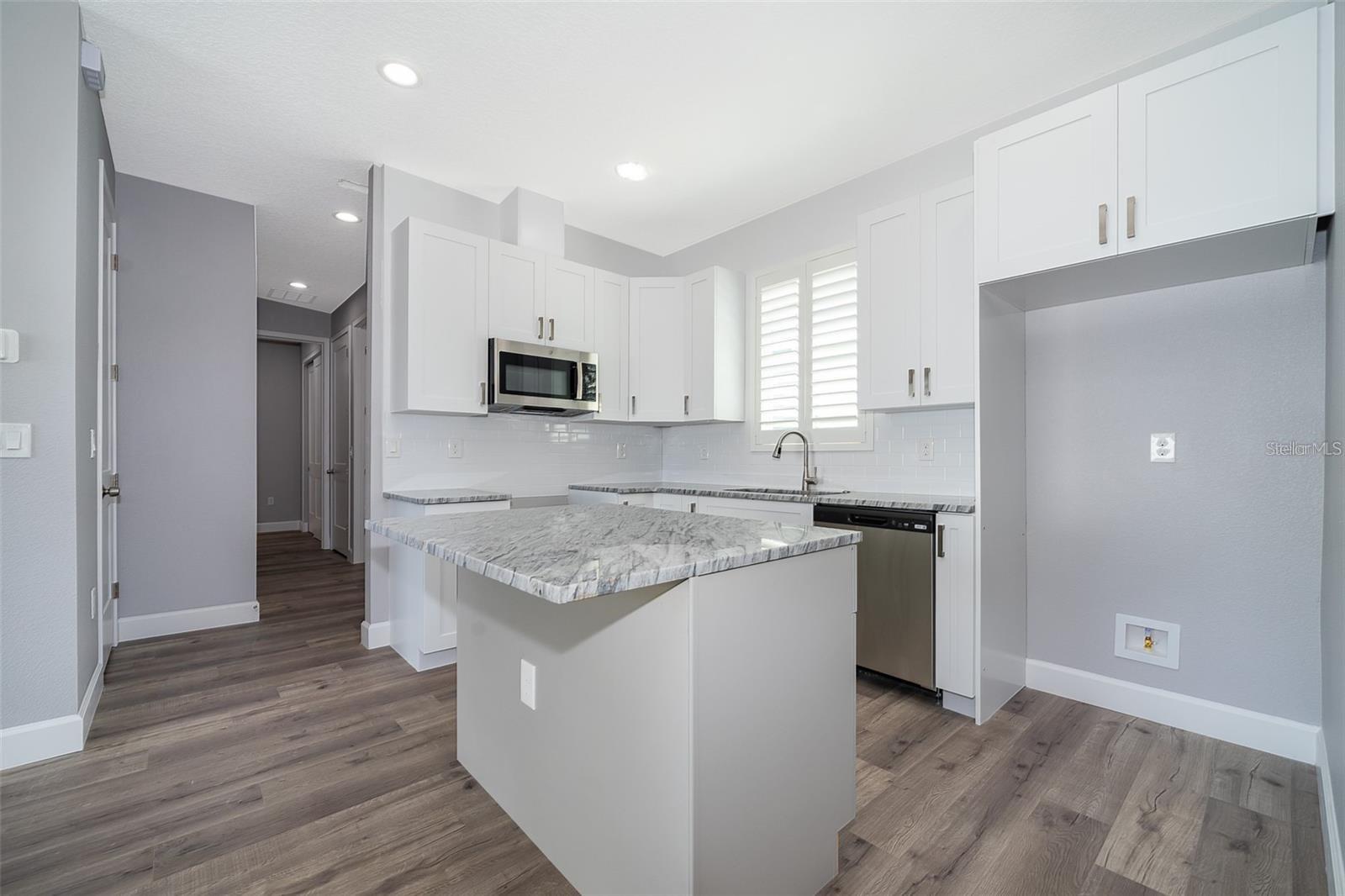 Image 3 of 31 For 617 Grant Street