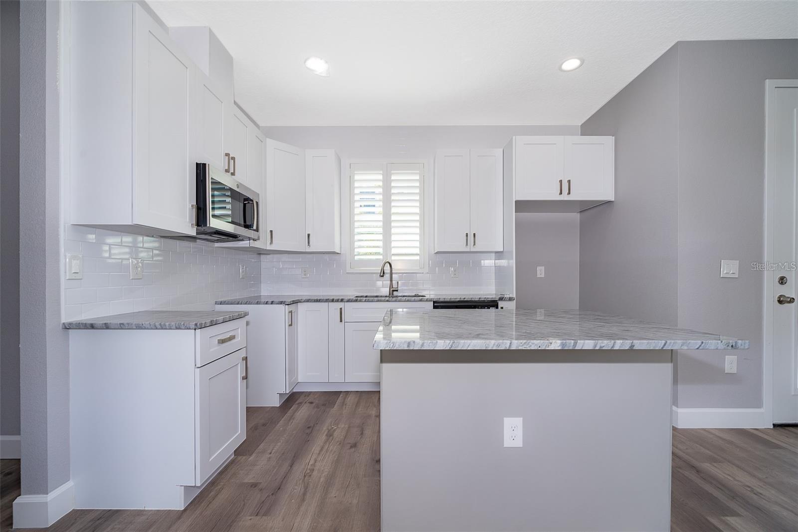 Image 4 of 31 For 617 Grant Street