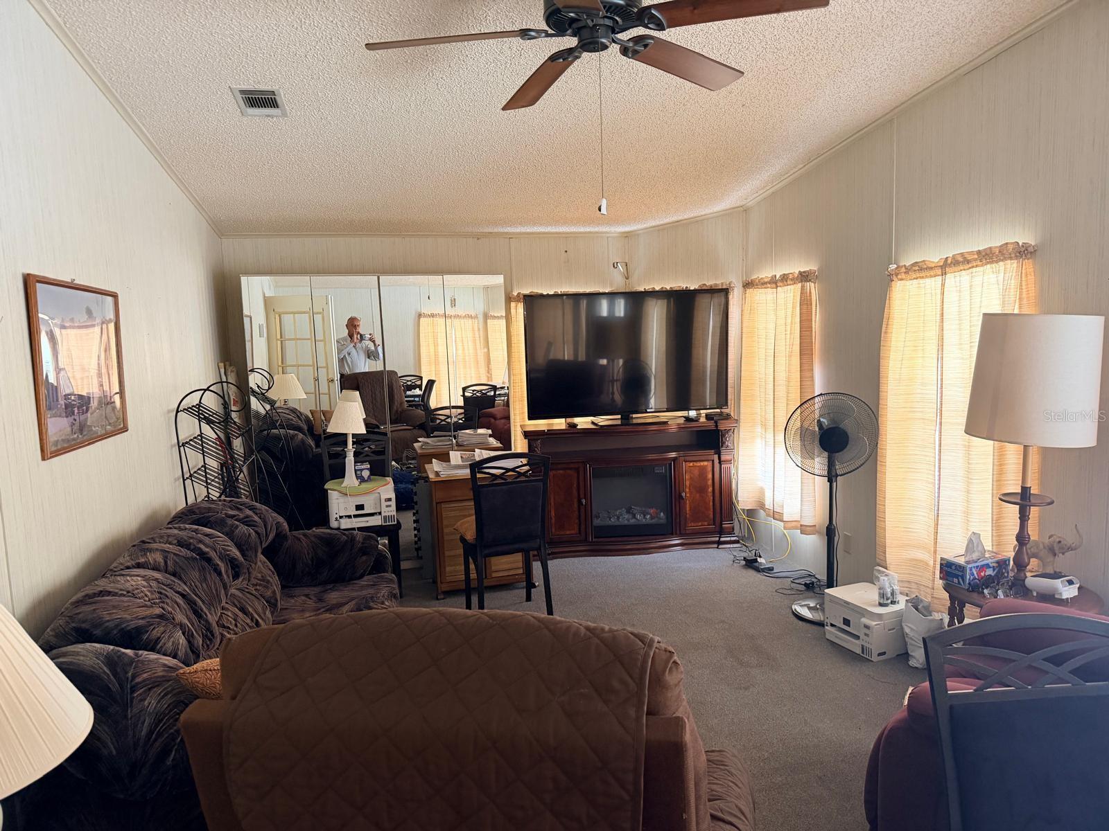 Image 18 of 46 For 2173 Pebble Beach Boulevard