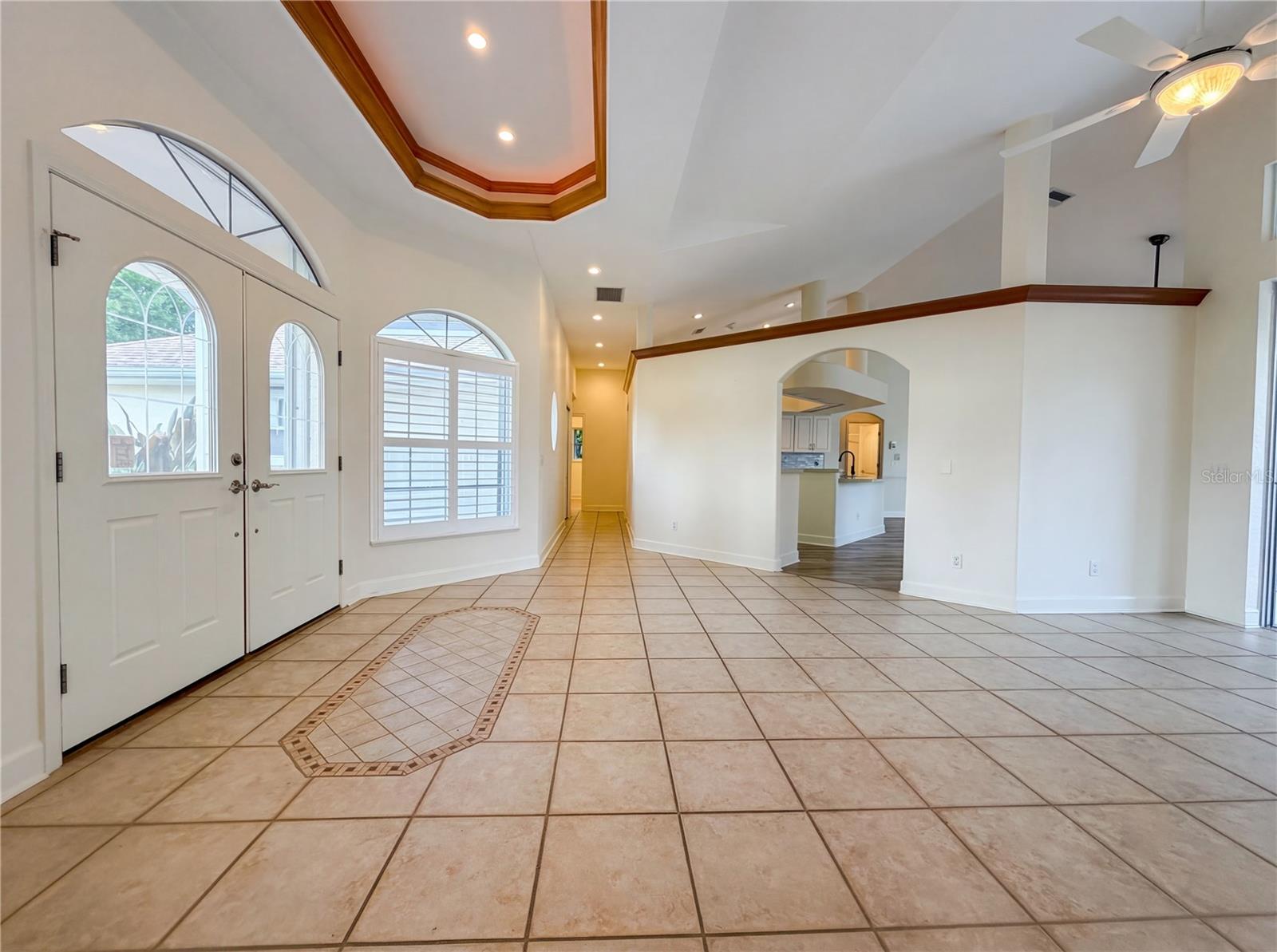 Image 14 of 46 For 1100 Oleander Street