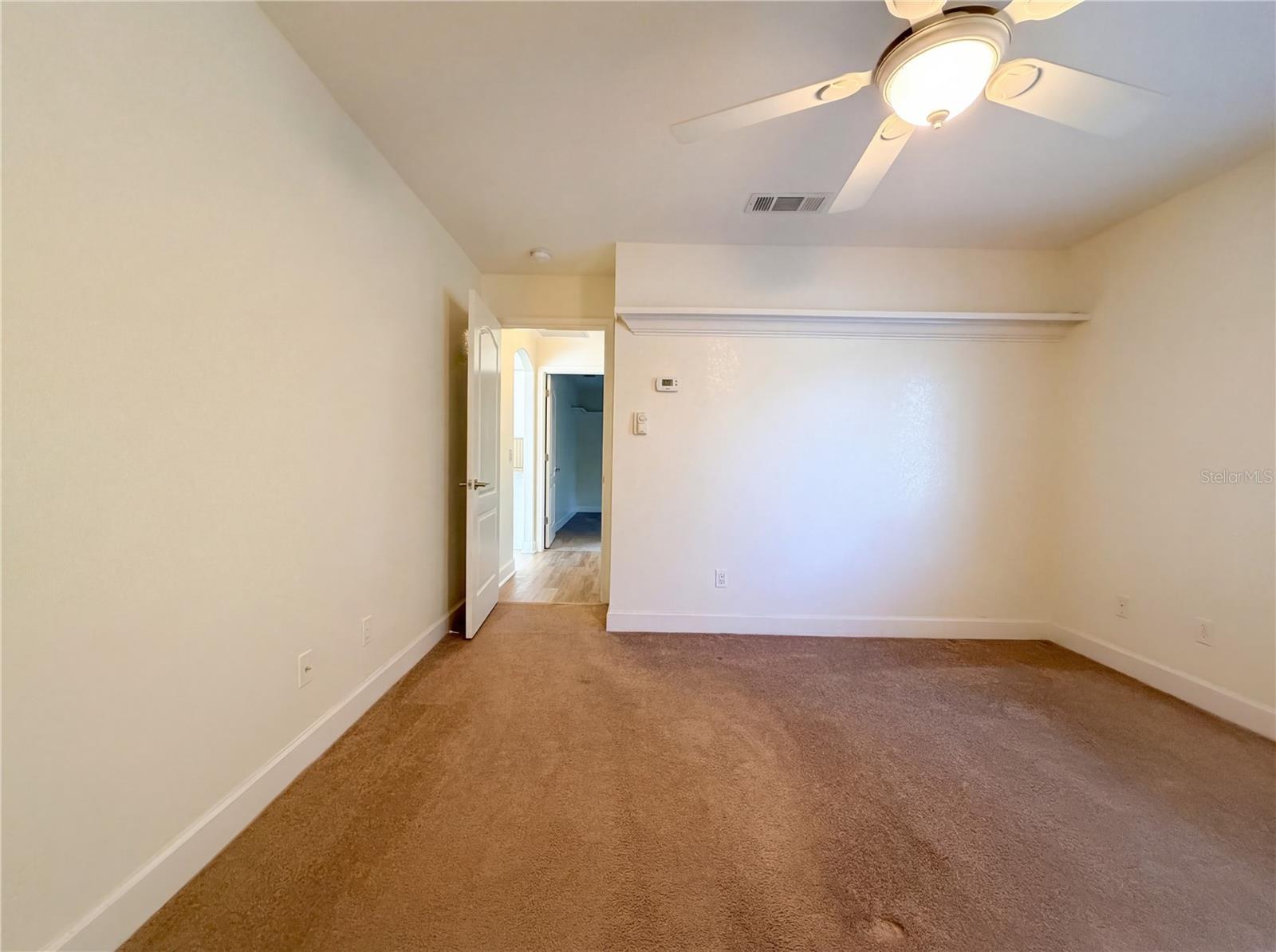 Image 23 of 46 For 1100 Oleander Street