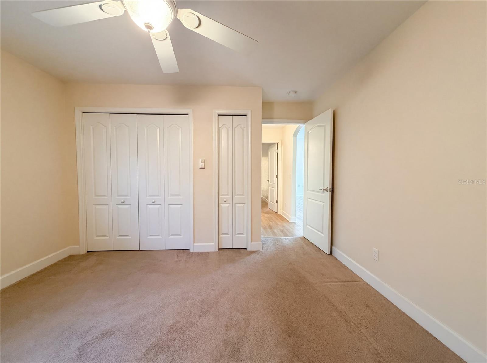 Image 4 of 46 For 1100 Oleander Street