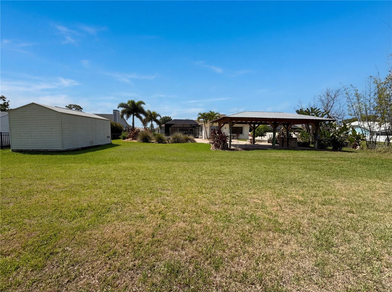 Image 41 of 46 For 1100 Oleander Street