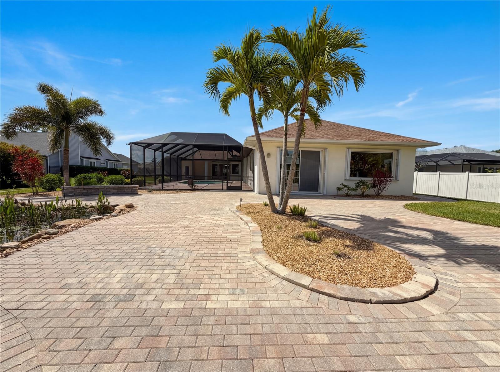 Image 42 of 46 For 1100 Oleander Street