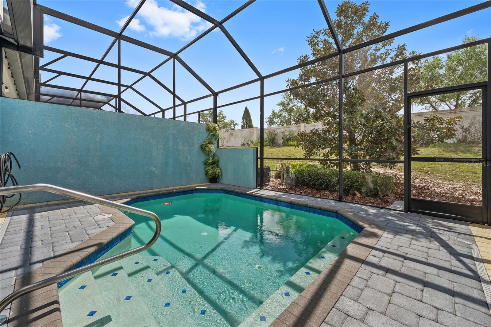 Image 2 of 50 For 318 Captiva Drive