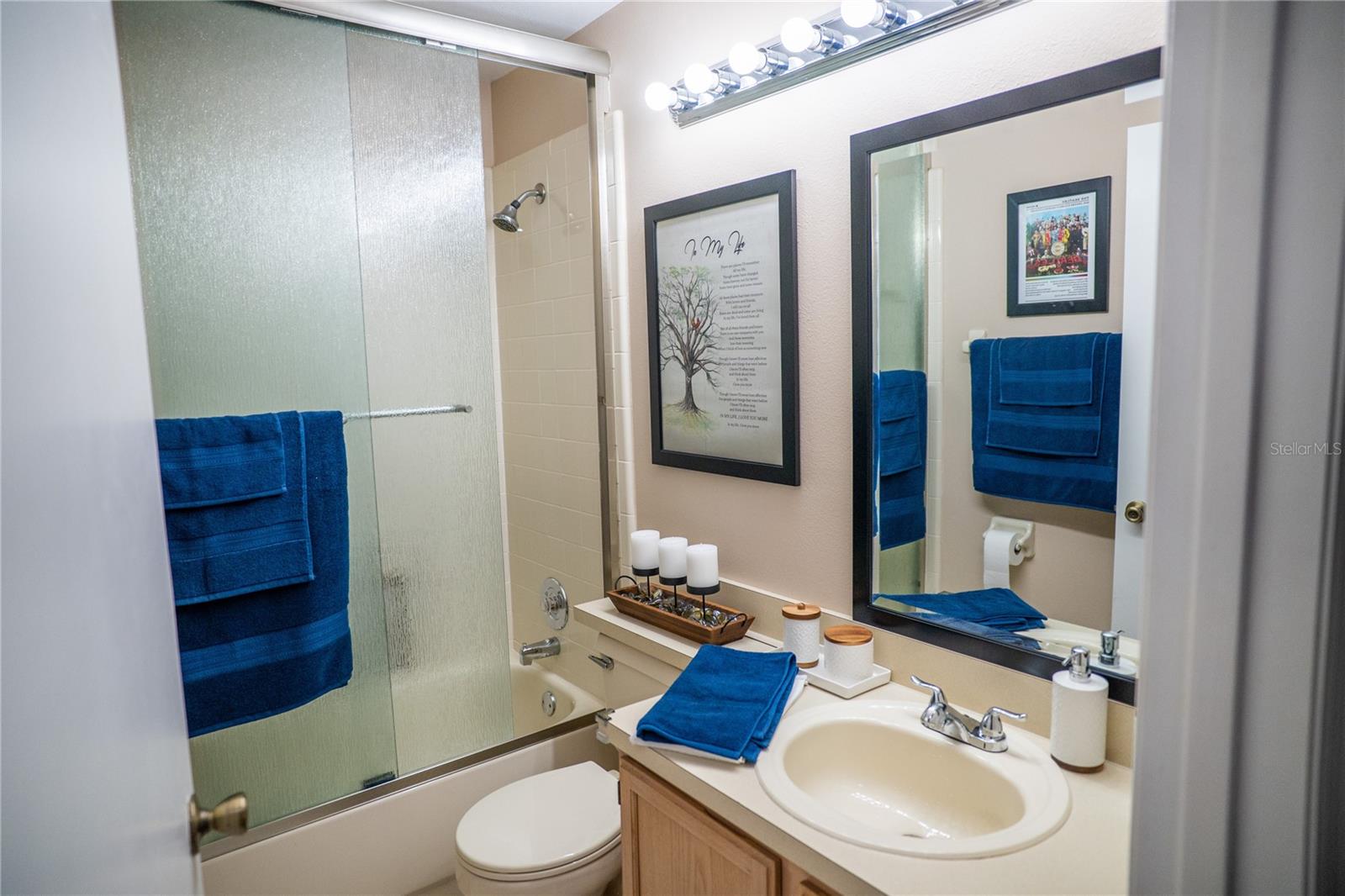 Image 21 of 25 For 8809 Hunting Bow Court