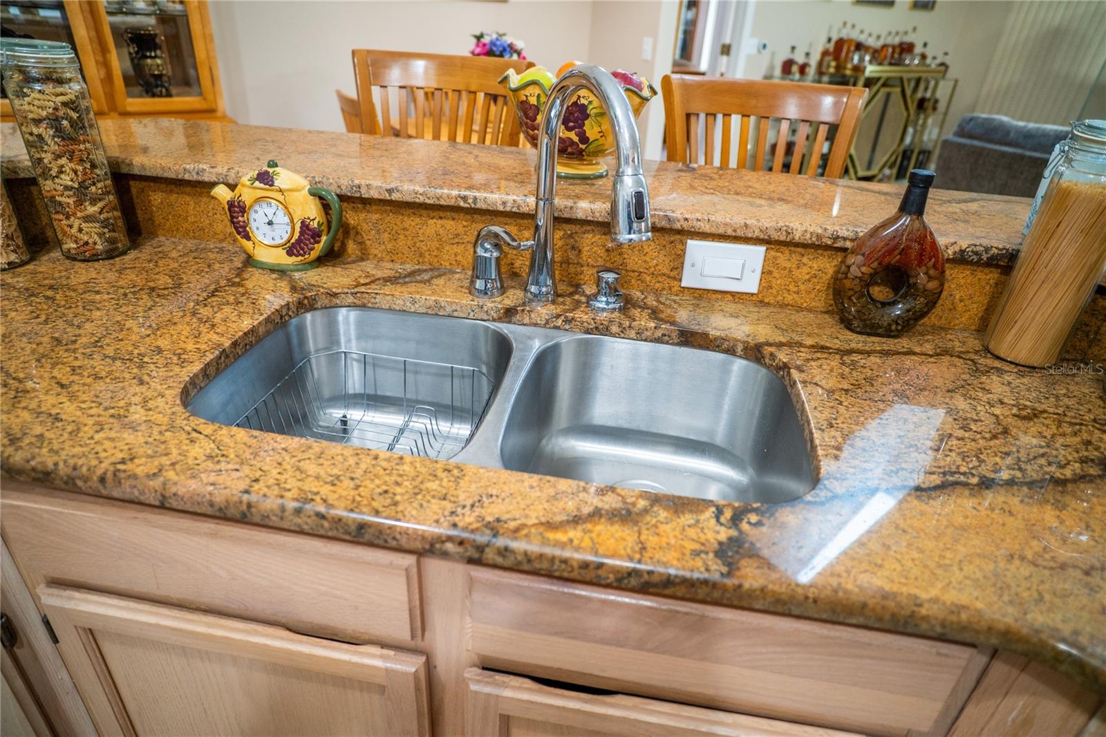 Image 8 of 25 For 8809 Hunting Bow Court