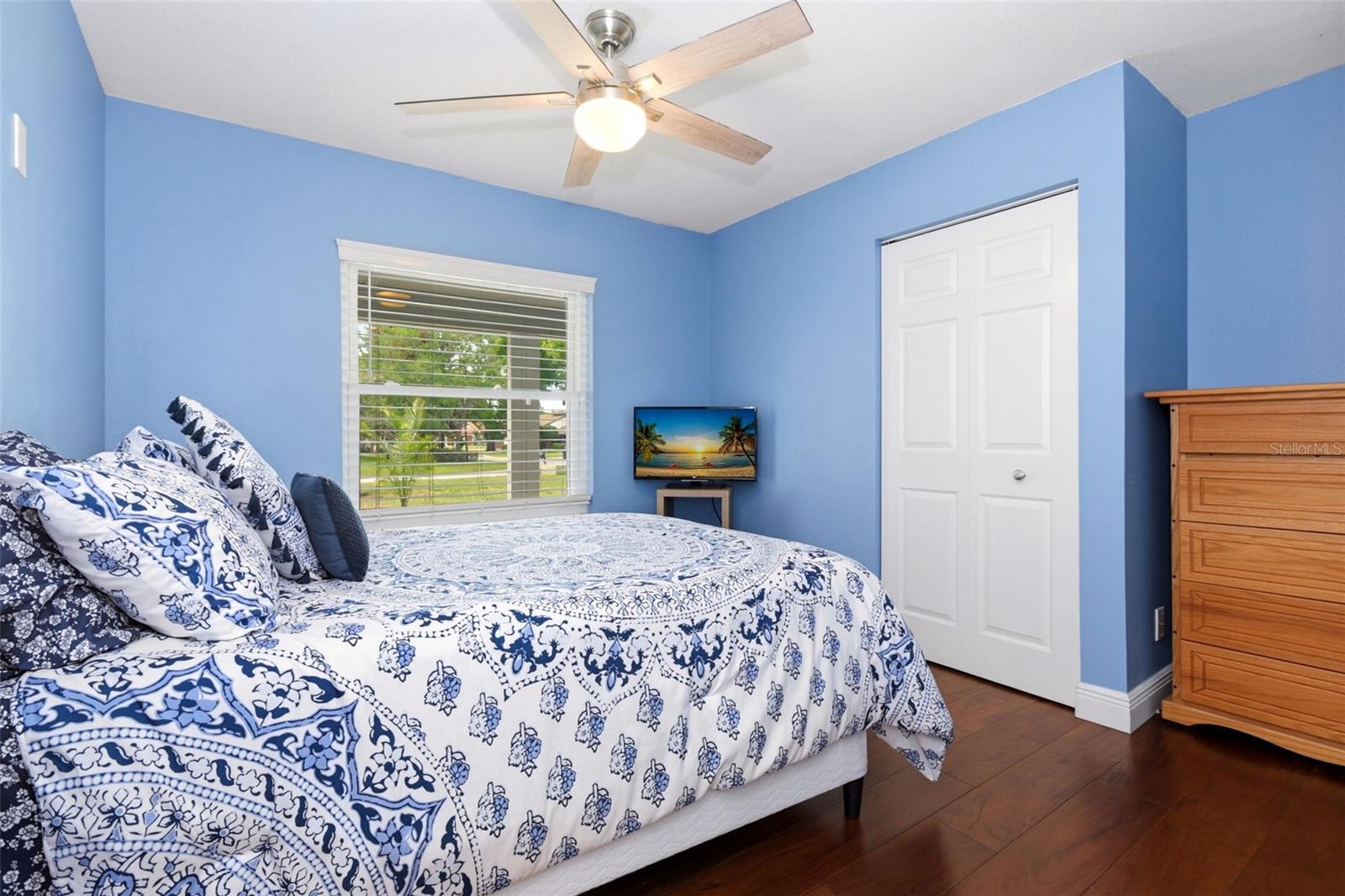 Image 30 of 55 For 7432 Sparkling Lake Rd