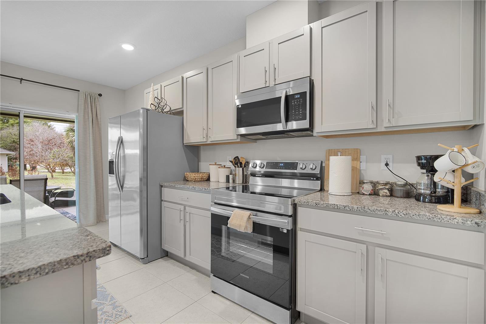 Image 12 of 37 For 418 Fleming Street