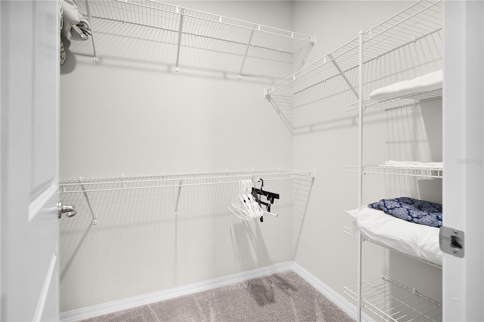 Image 16 of 37 For 418 Fleming Street