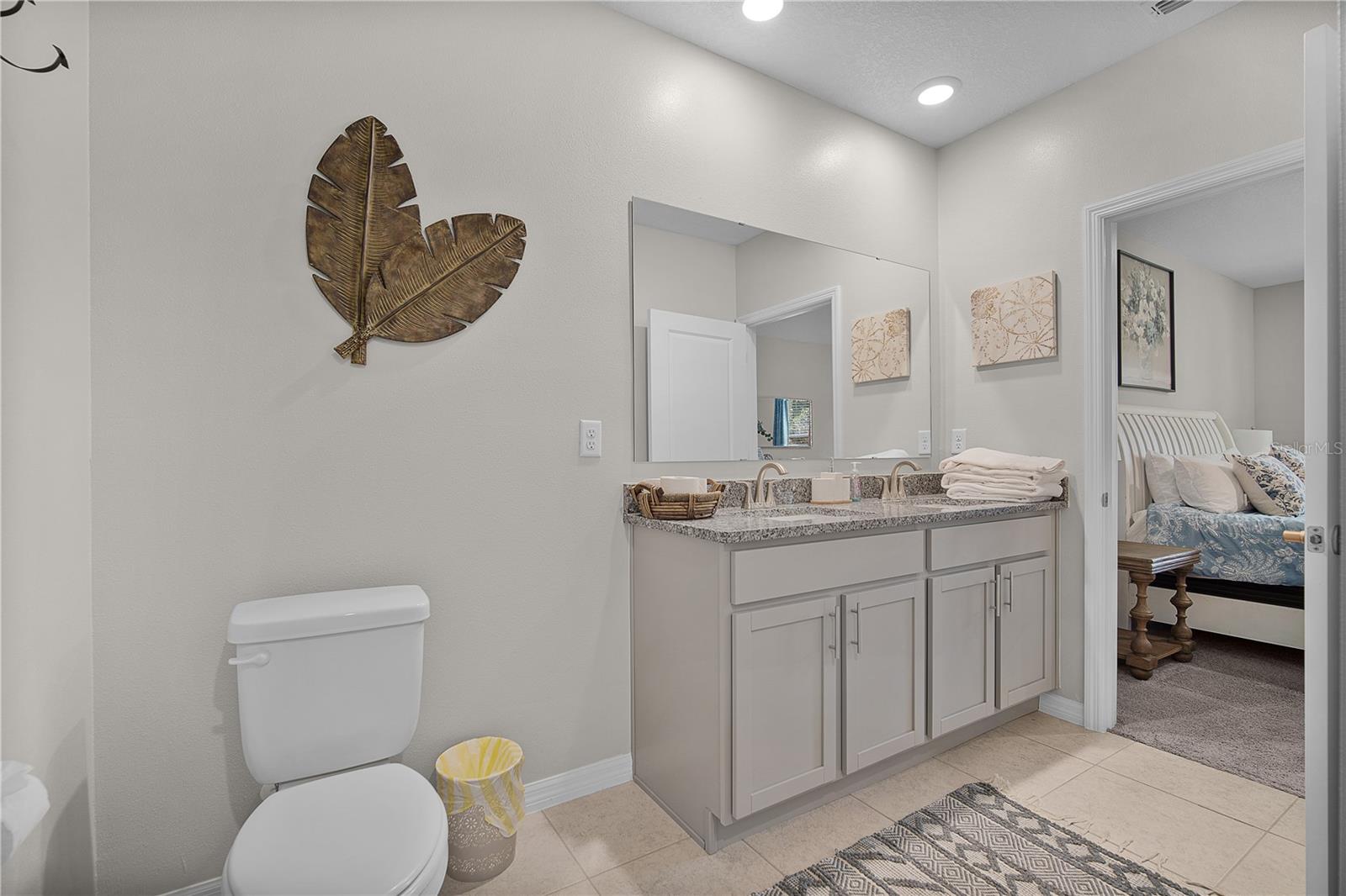 Image 19 of 37 For 418 Fleming Street