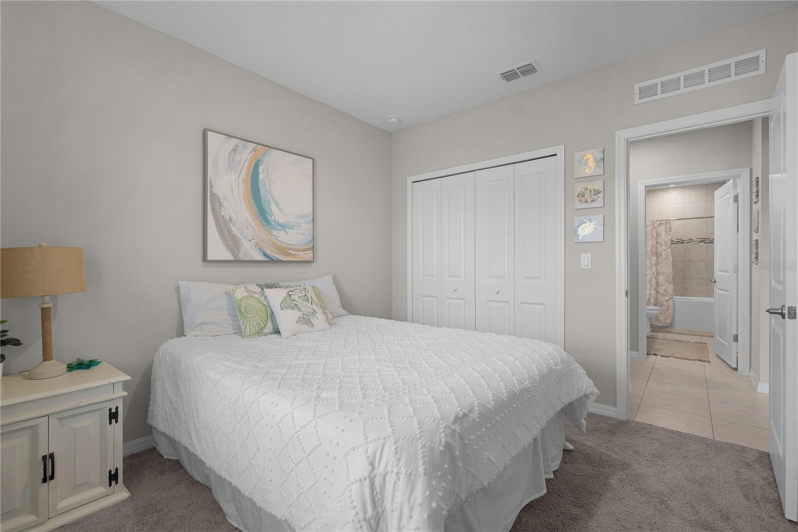 Image 21 of 37 For 418 Fleming Street