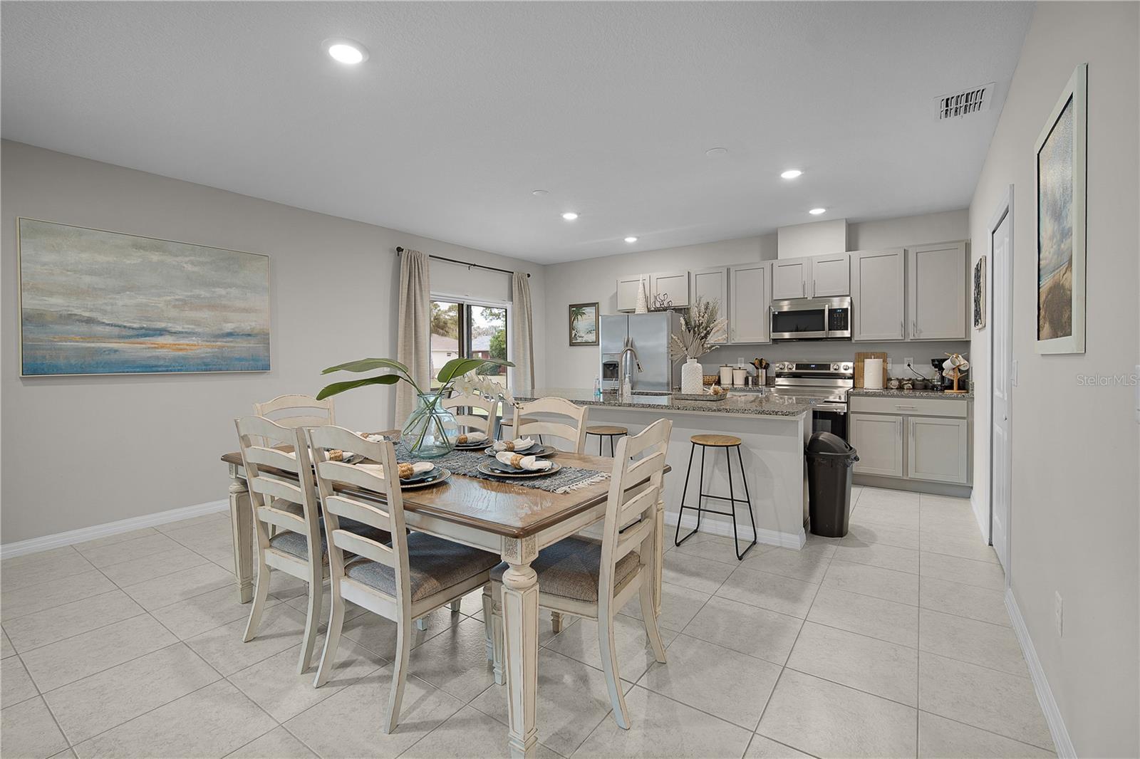 Image 9 of 37 For 418 Fleming Street