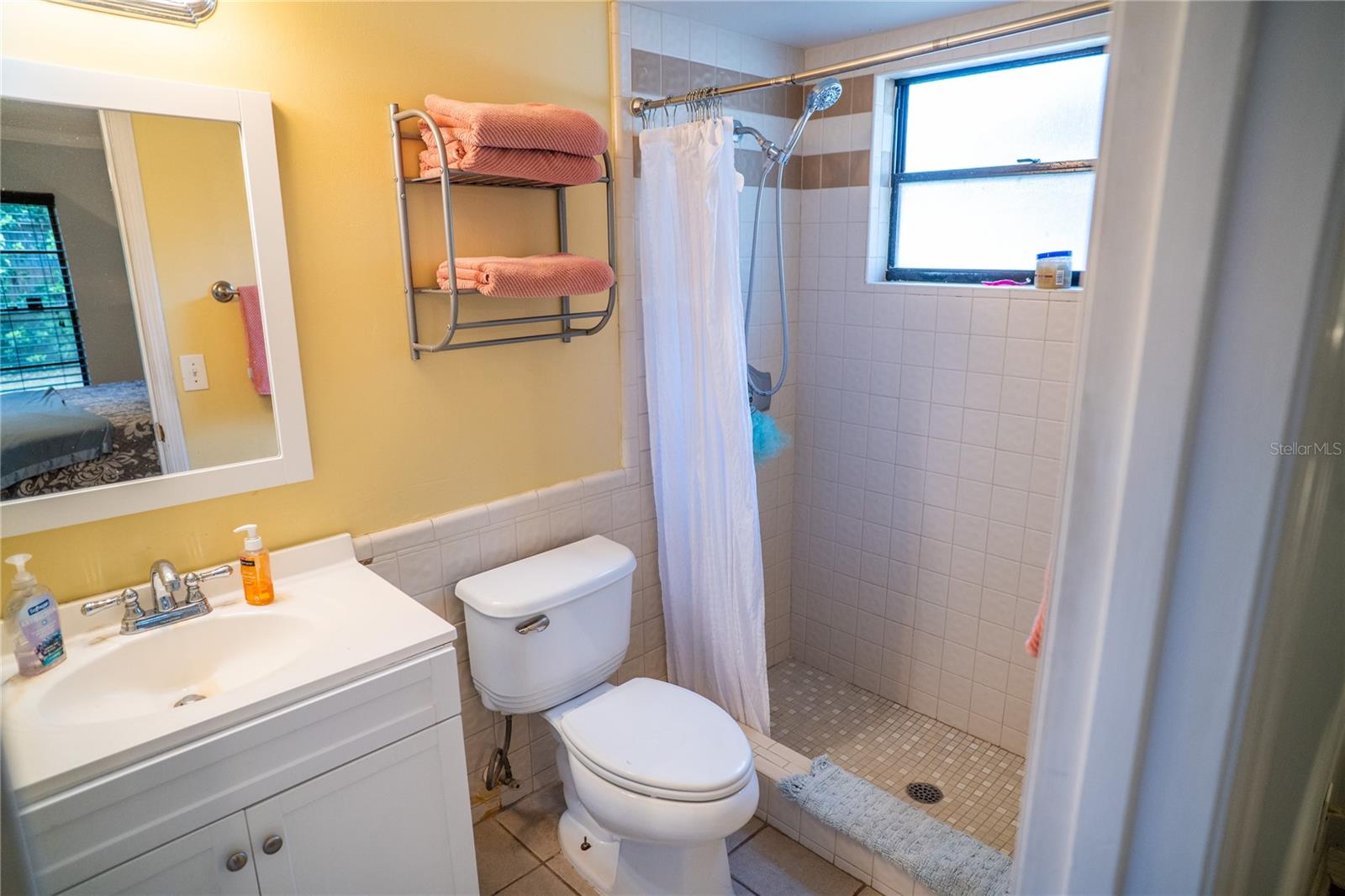 Image 17 of 24 For 7802 Richwood Drive