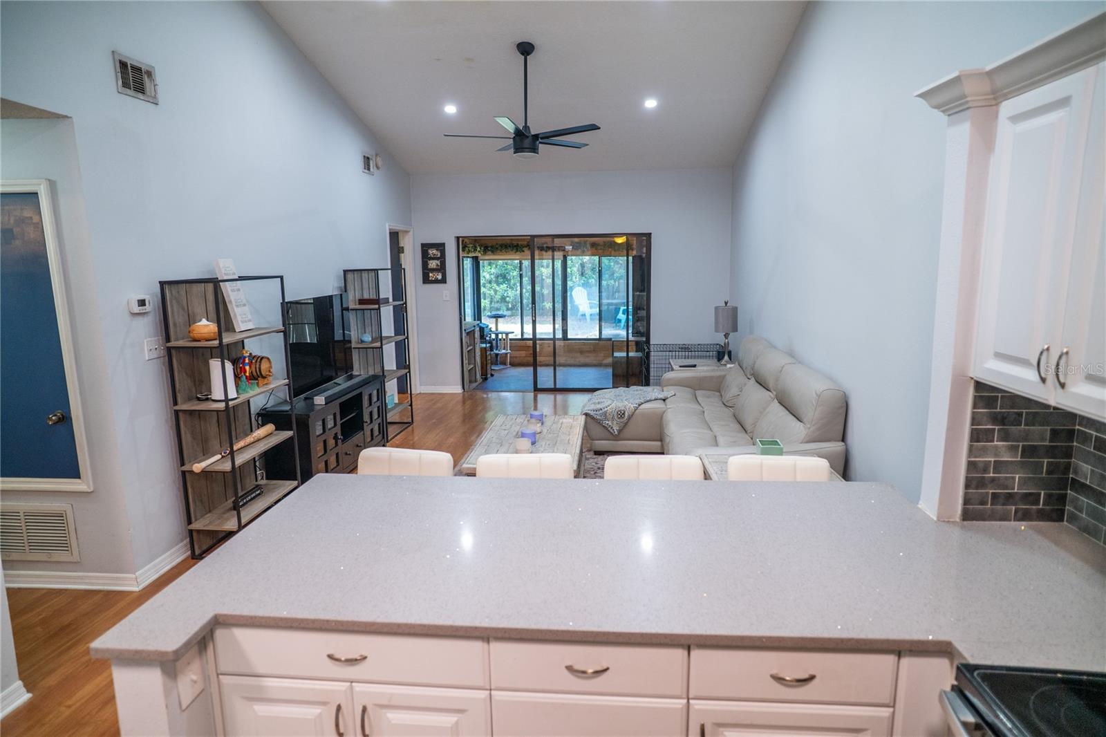 Image 8 of 24 For 7802 Richwood Drive