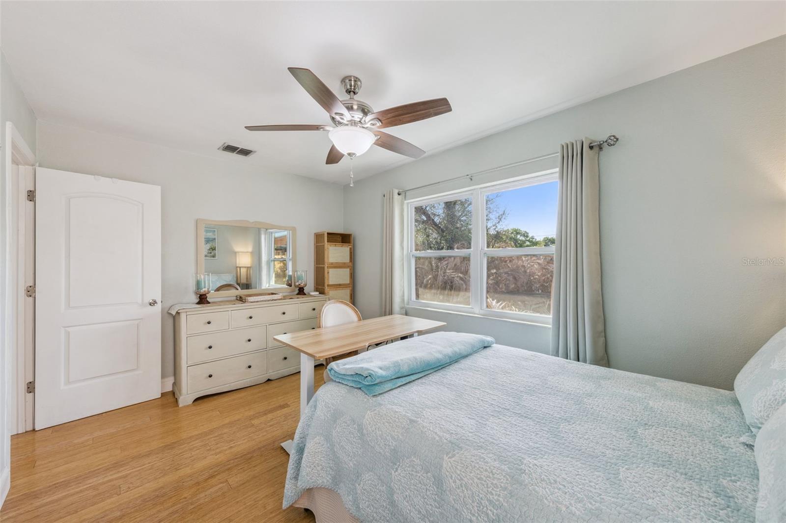 Image 15 of 20 For 124 Harding Street