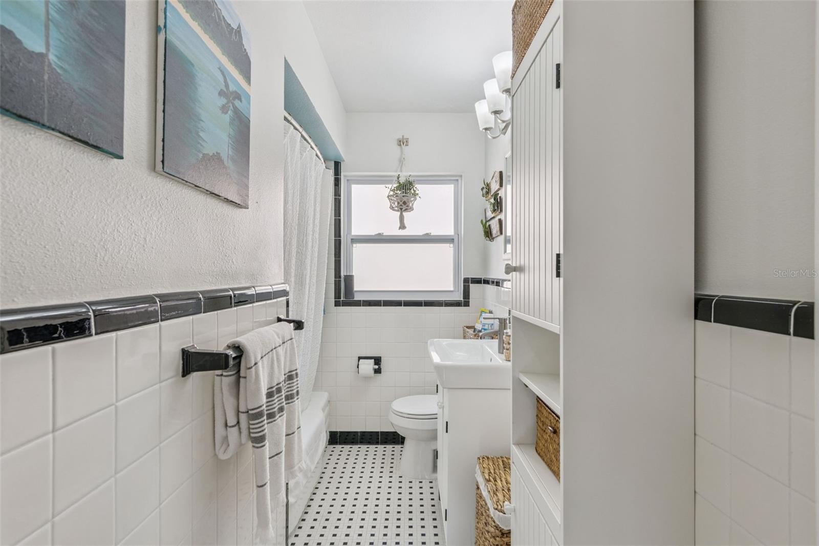 Image 17 of 20 For 124 Harding Street