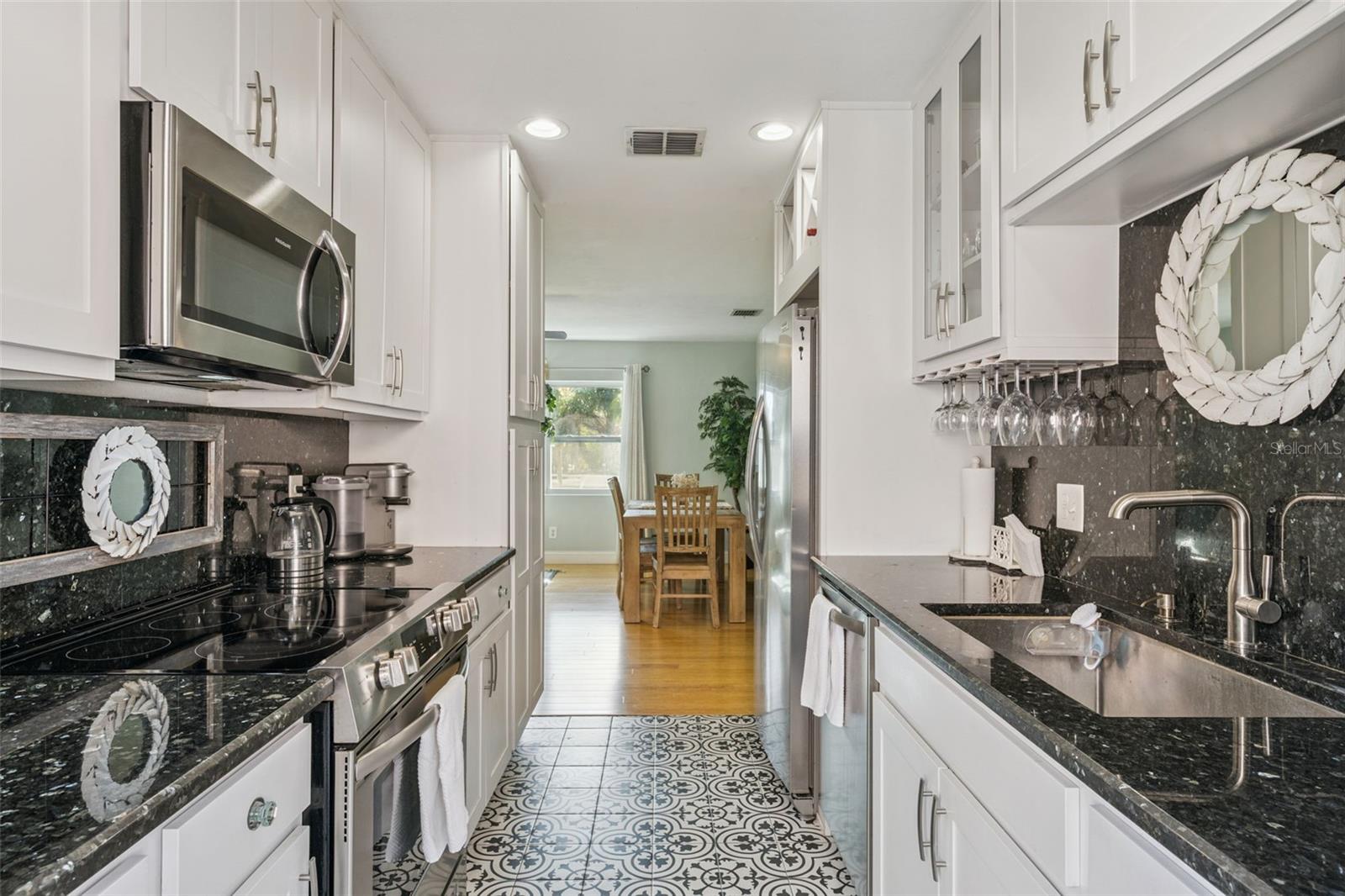 Image 8 of 20 For 124 Harding Street